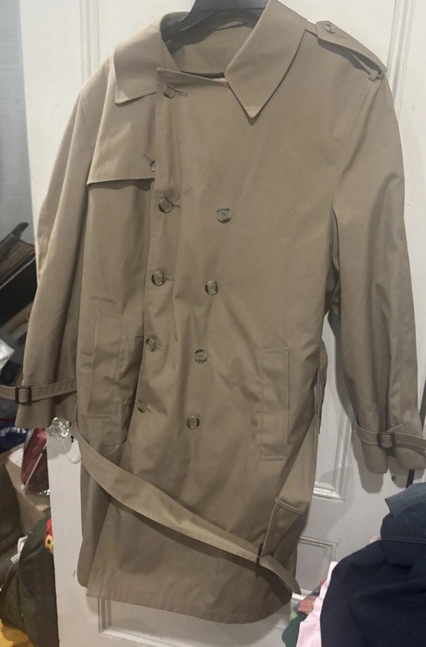 Botany 500 Men’s 42R Vintage Trench Coat Beige Belted Removable Lining USA